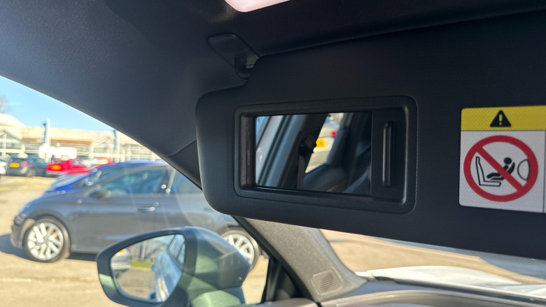 CUPRA Terramar 1.5 eHybrid 272 VZ2 5dr DSG Hatchback